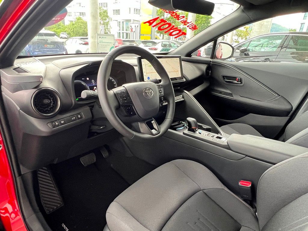 Fahrzeugabbildung Toyota C-HR 2.0 FWD Teamplayer Kamera,LED,Matrix,Navi