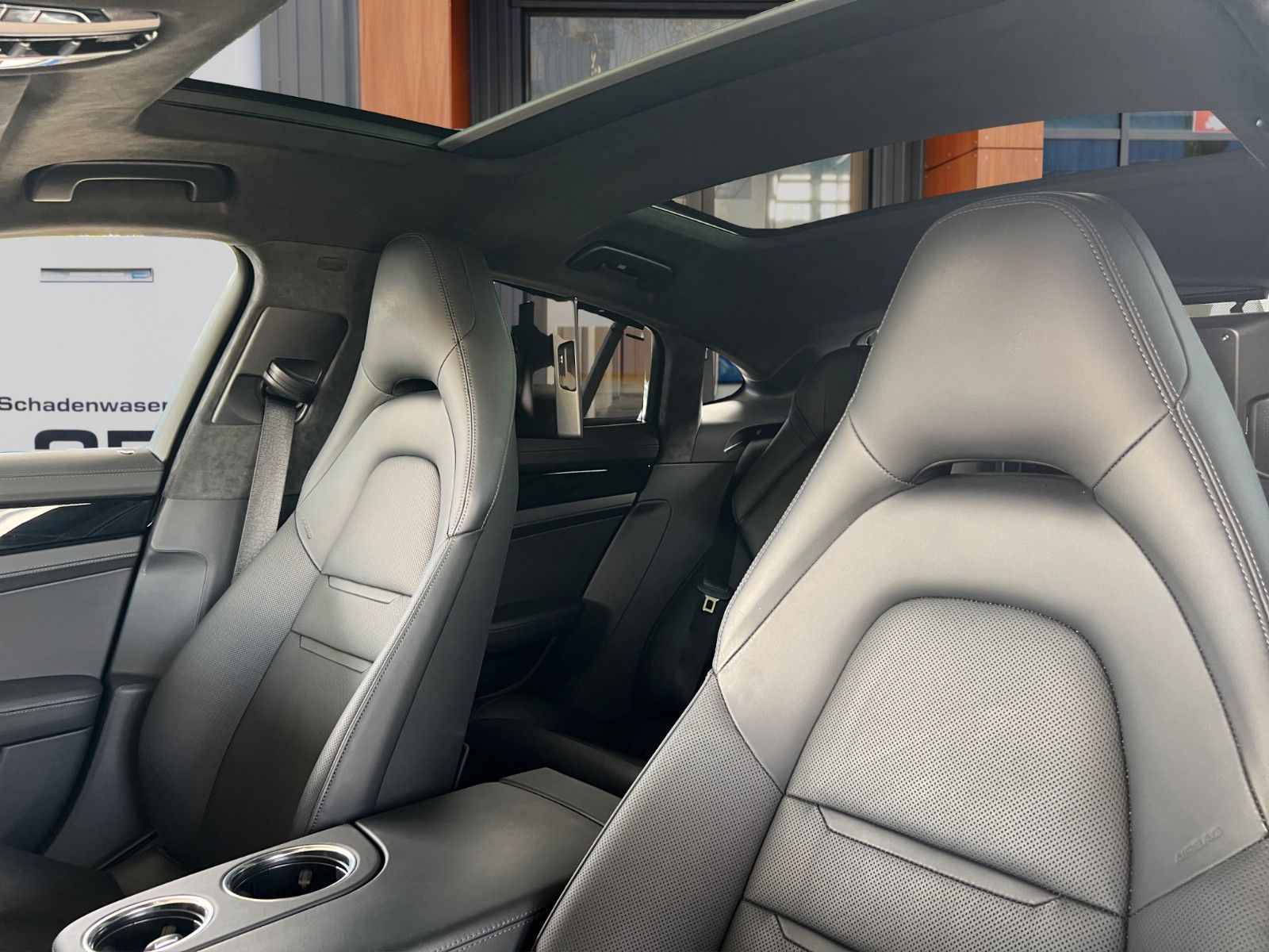 Porsche Panamera Turbo S E-Hyb. 100% Vollausstattung! foto 5