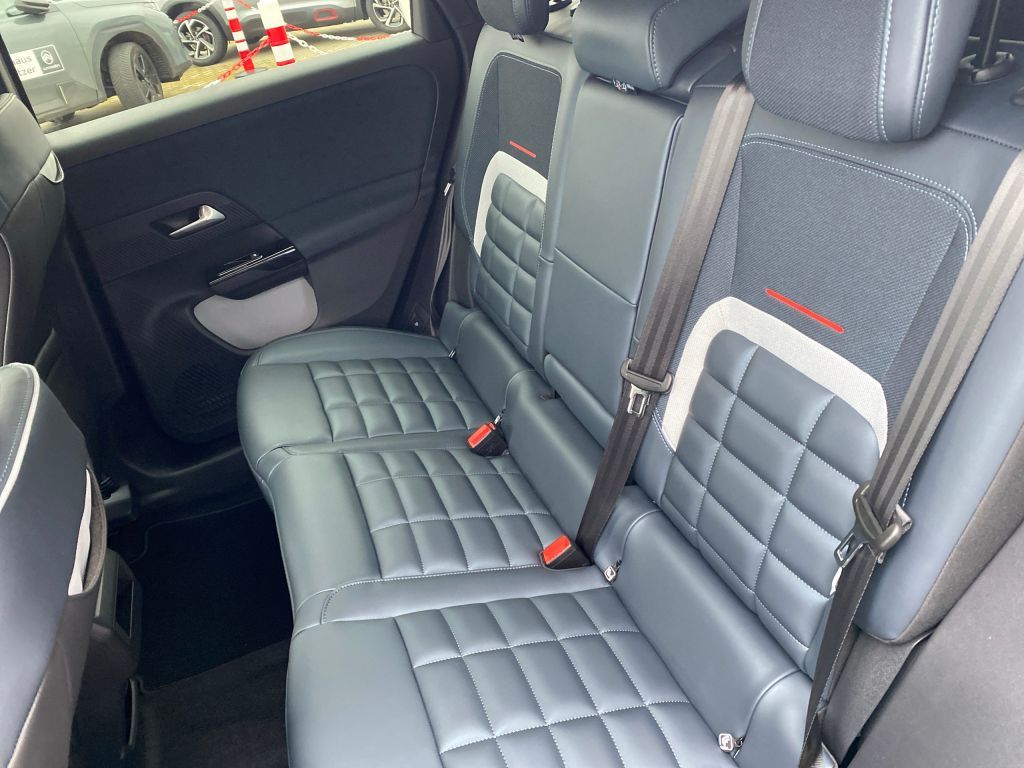 Fahrzeugabbildung Citroën C5 Aircross Hybrid 145 Automatik MAX *NEUES MODE