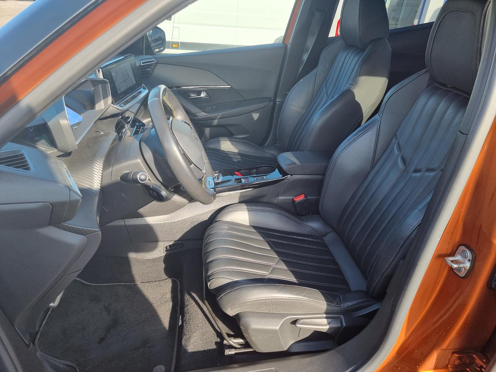 Peugeot e-2008 GT-Line -KLIMA-NAVI-CARPLAY-SHZ-CAM-LEDER