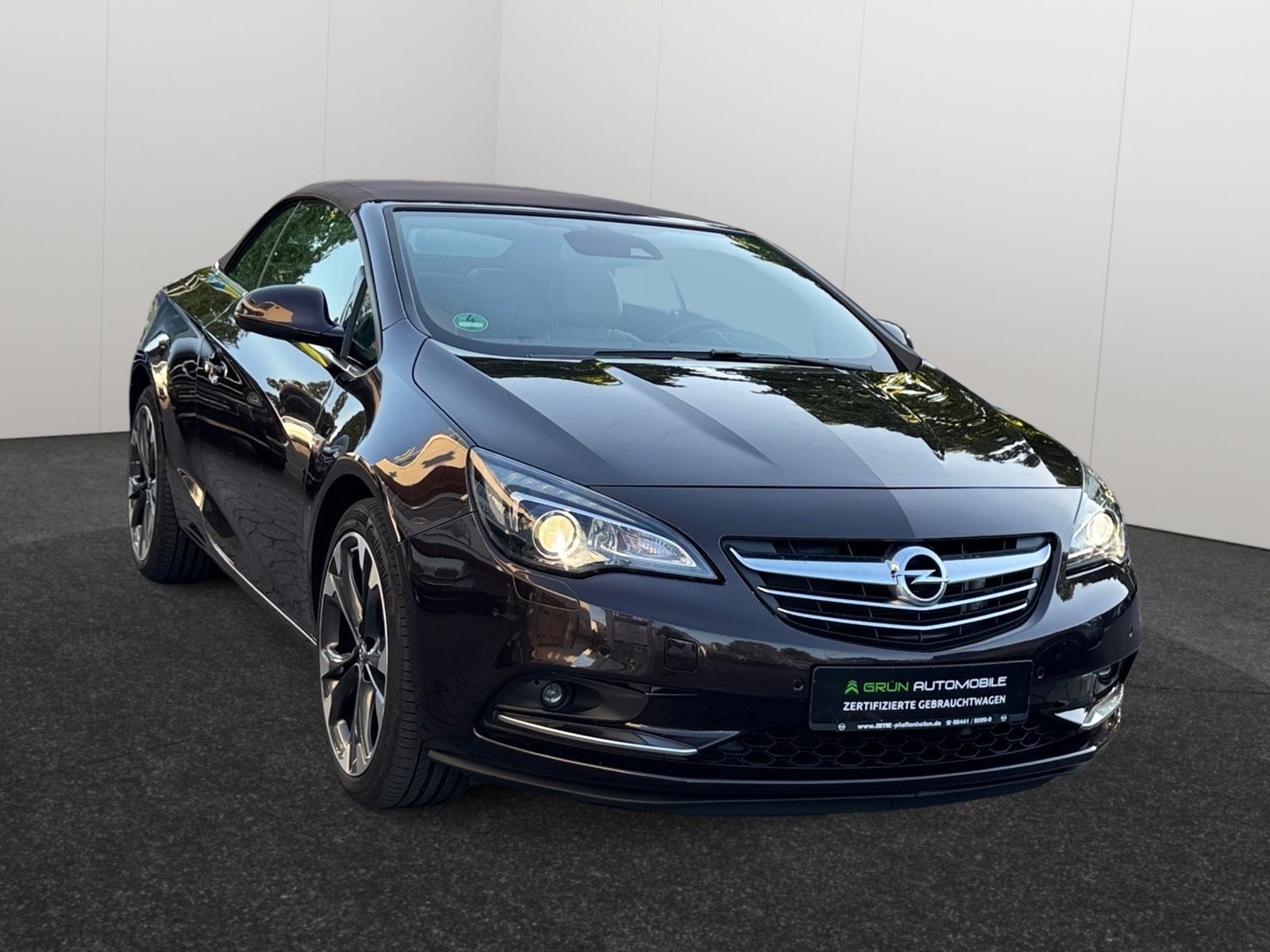 Fahrzeugabbildung Opel Cascada Ultimate ecoFlex*LED*8Fach Alu*Leder