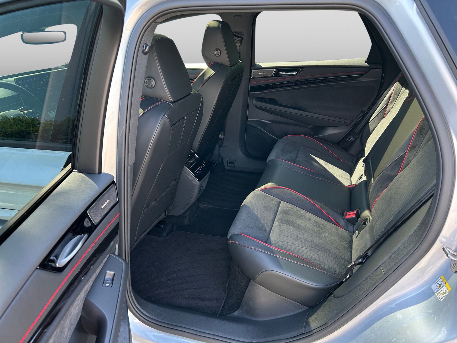 Volkswagen ID.7 - Bild 13