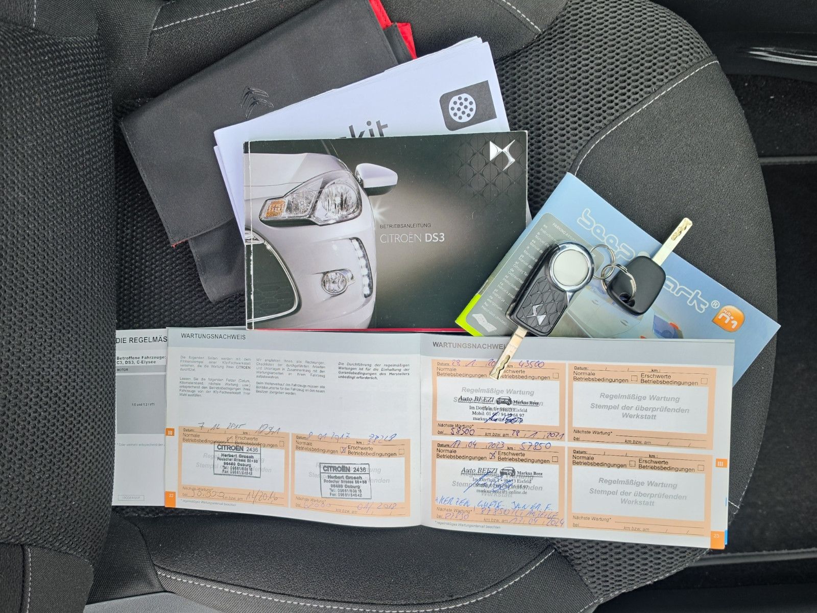 Fahrzeugabbildung Citroën DS3 SoChic SPORTPAKET KLIMA PDC TEMPOMAT