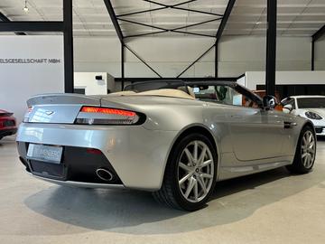 2013 Aston Martin V8 VANTAGE 照片 4
