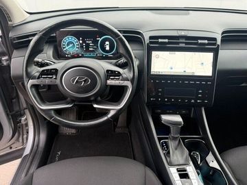 Hyundai TUCSON - 8