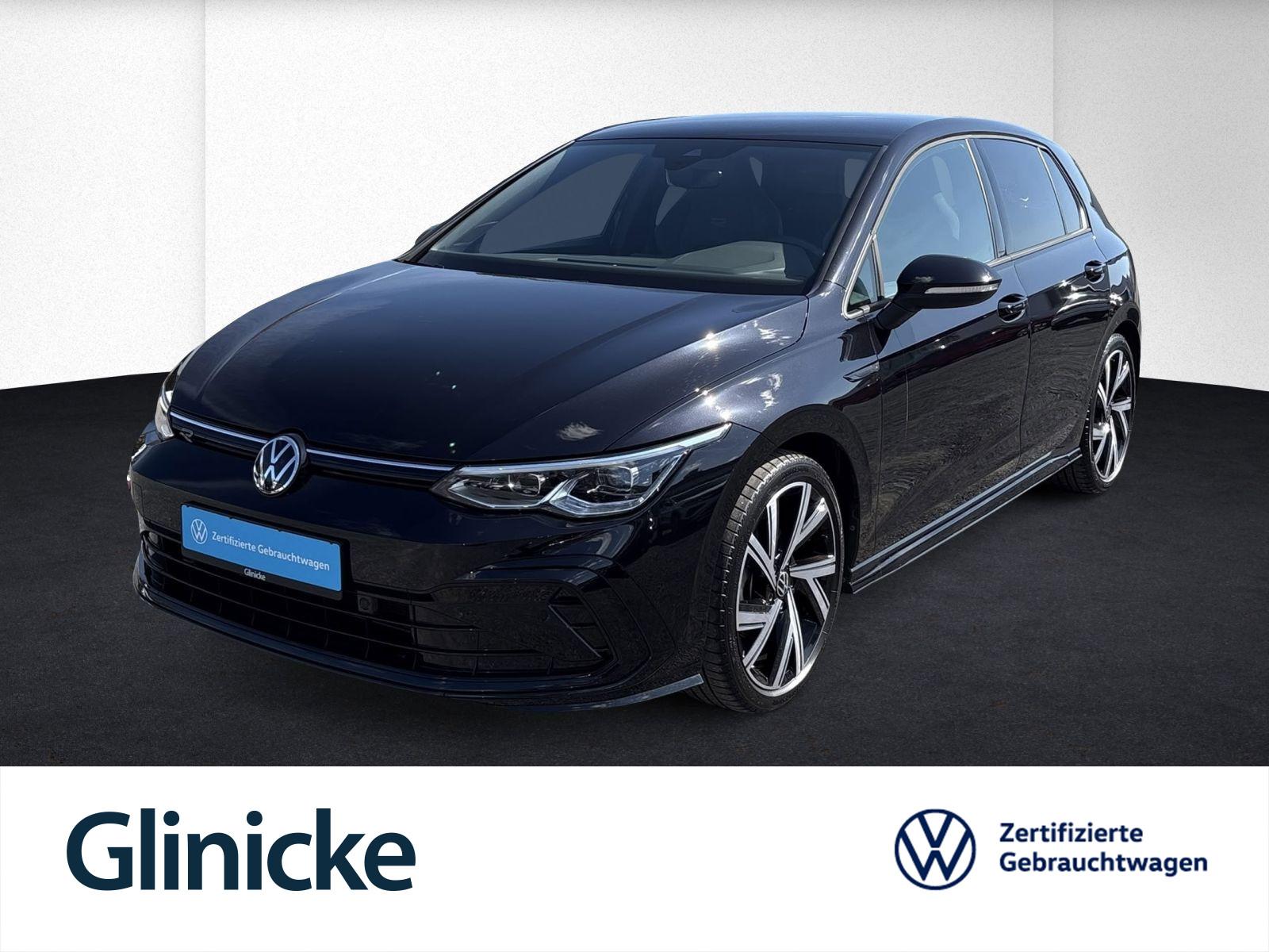 Volkswagen Golf VIII R-Line 1.5eTSI DSG RFK+LED+ACC+SHZ+App