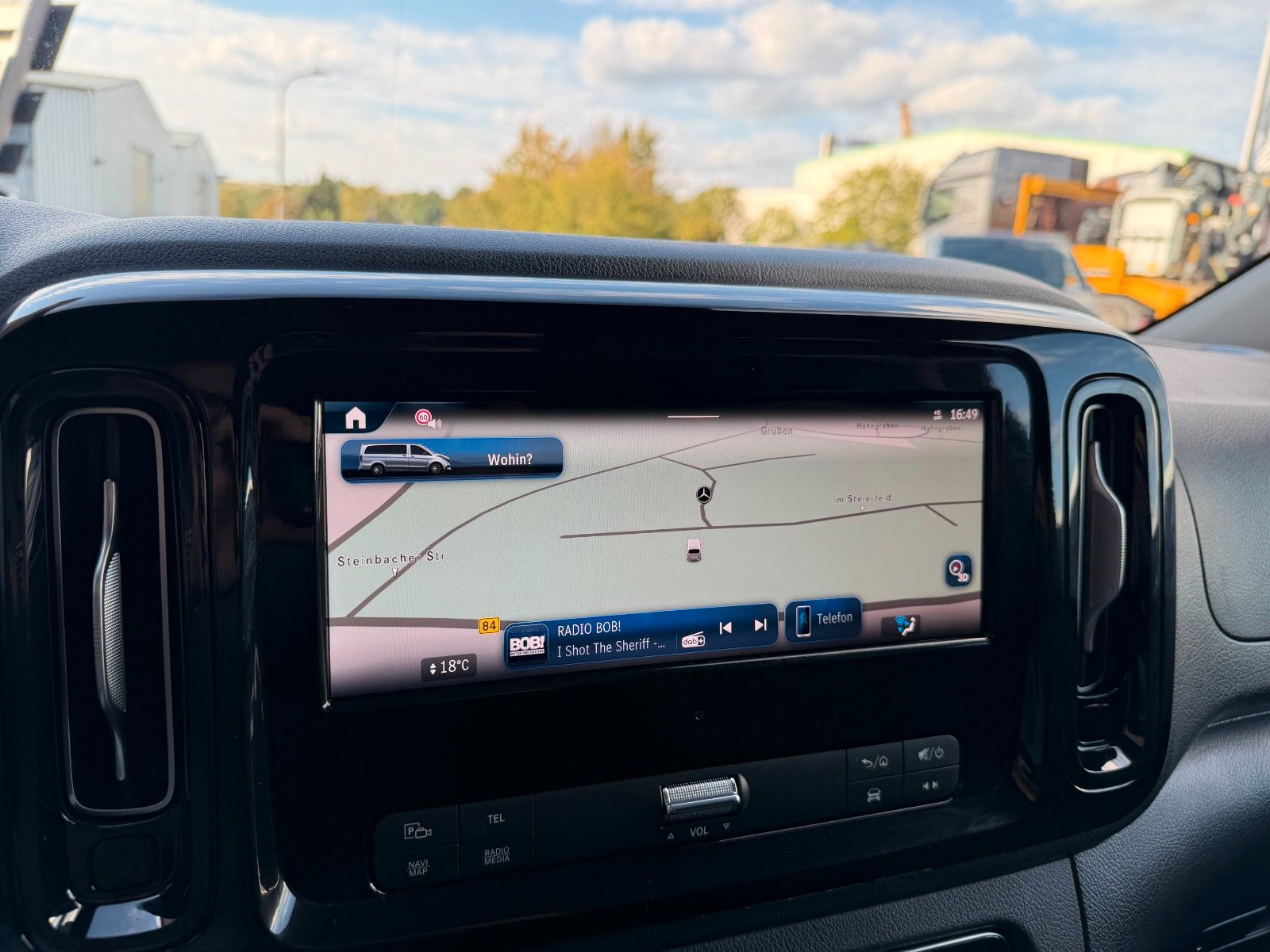 Fahrzeugabbildung Mercedes-Benz Vito 116 CDI 9G Tourer AHK2,5to Navi