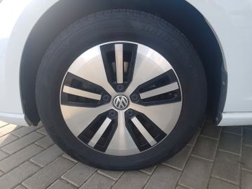 Fahrzeugabbildung Volkswagen Golf e-Golf