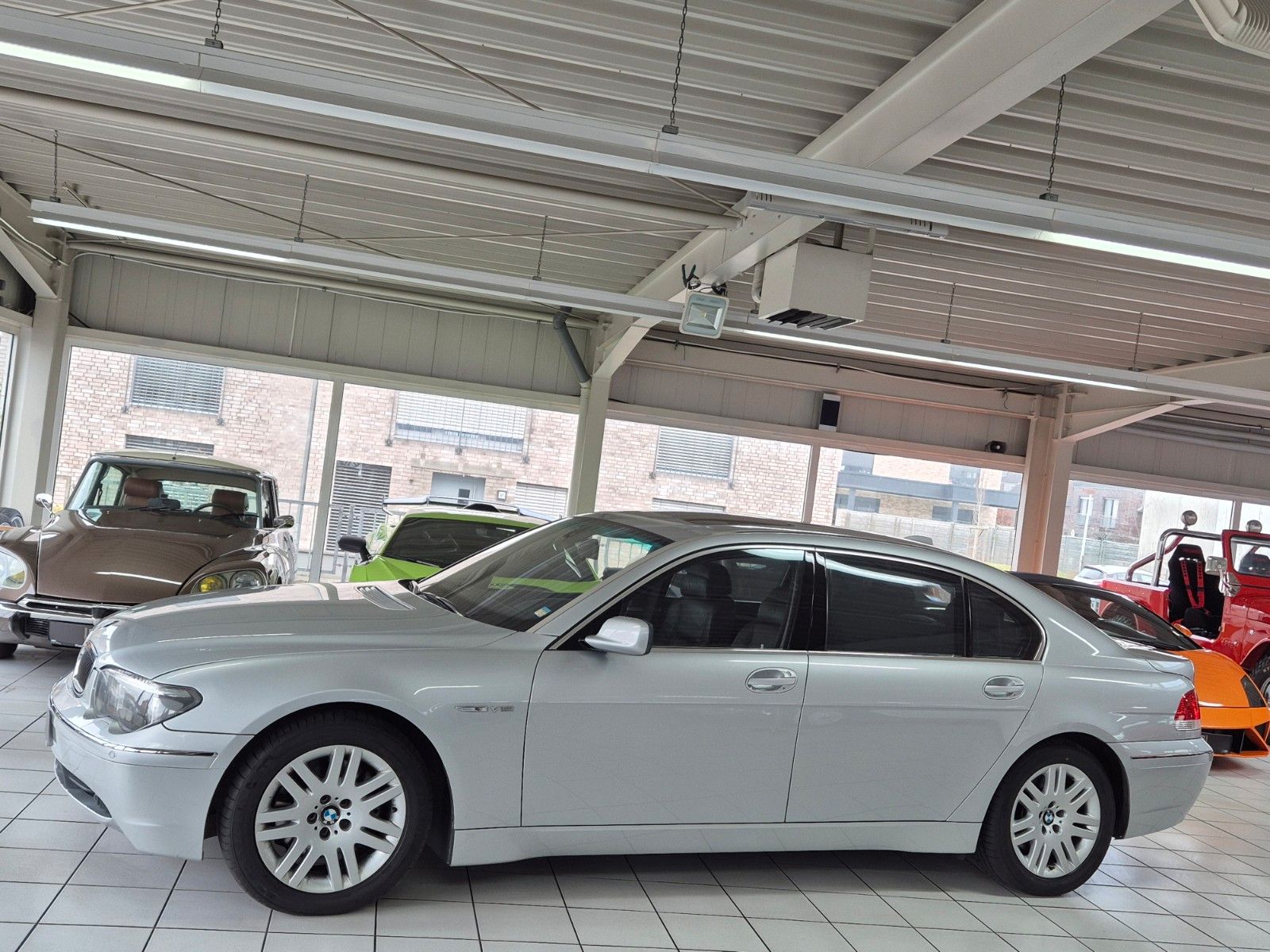 Fahrzeugabbildung BMW 760Li A/Erstlack/Orig. km/Ausnahmezustand