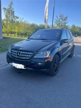 Mercedes-Benz ML 320 CDI 4MATIC - - Mercedes-Benz ML 320 in Duisburg