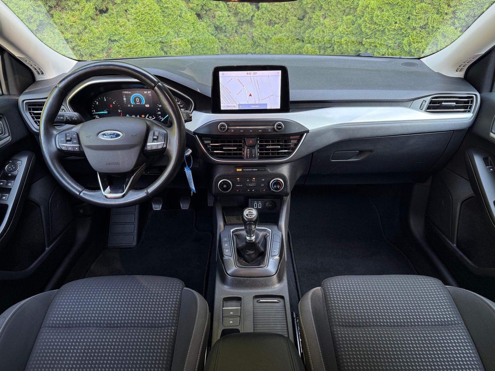 Fahrzeugabbildung Ford Focus 2.0 EB Cool & Connect LED+NAV+SHZ+KAM+CARP