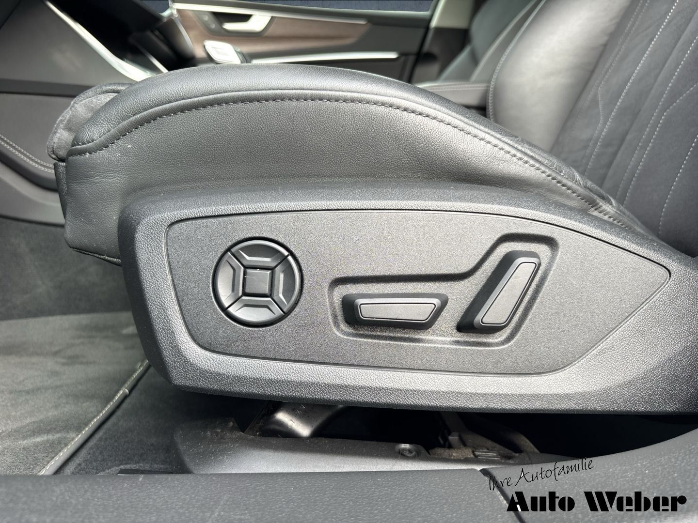 Audi A6 allroad 55TDI AHK HUD Pano Assist+HD-Matrix foto 17