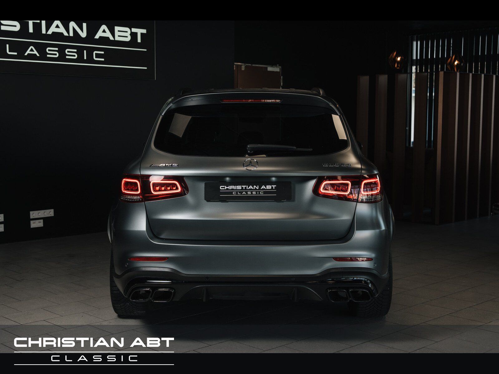 Fahrzeugabbildung Mercedes-Benz GLC 63 AMG 4Matic Burmester Pano designo