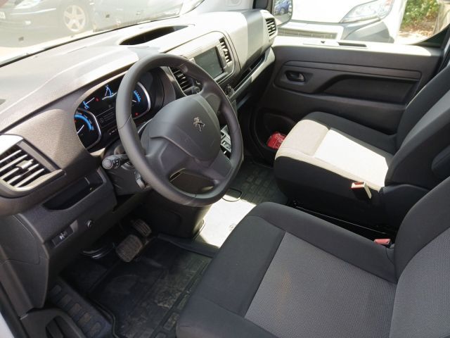 Peugeot e-Expert L1 (50kWh)