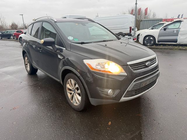 Ford Kuga 2,0 TDCi 2x4 103kW Titanium