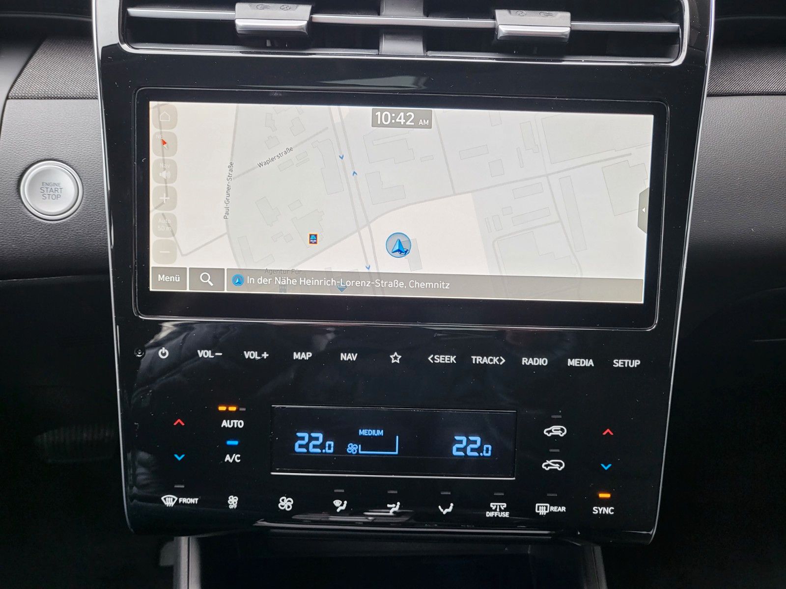 Fahrzeugabbildung Hyundai TUCSON 1.6 T-GDI 4WD 48V TREND LED PANO NAVI