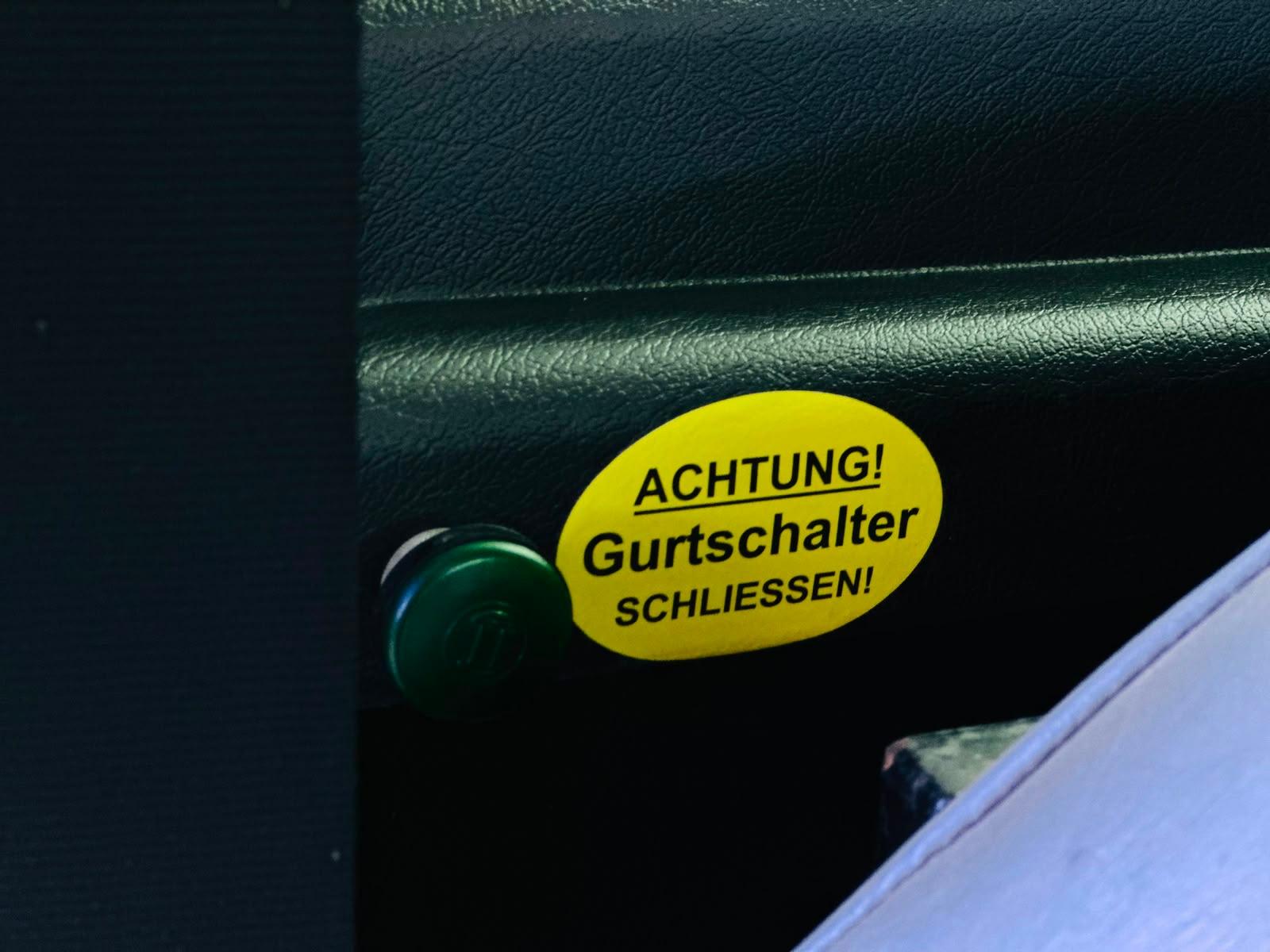Citroën Berlingo-Schwneksitz-Behindertengerecht-Rampe