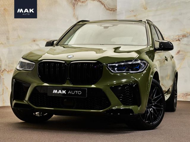 BMW X5 M Competition, Sonderlackierung, pano Sky Lou