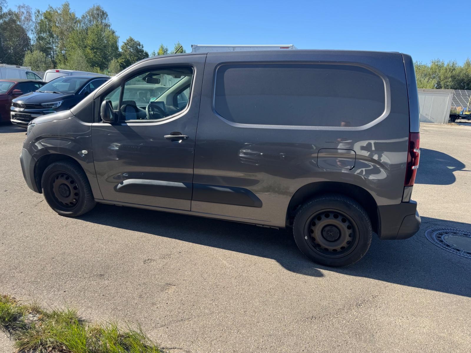 Peugeot Partner Premium L1 5 Stück Klima PDC Navi
