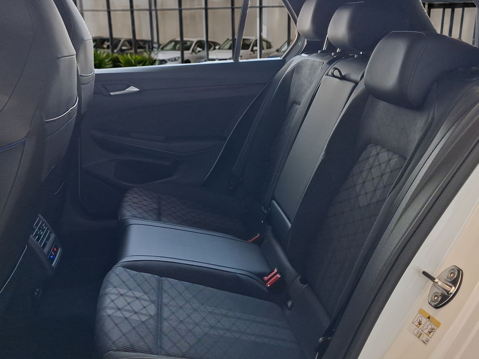 Volkswagen Golf - Bild 6