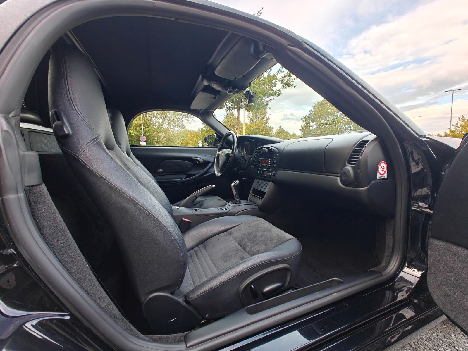 Fahrzeugabbildung Porsche Boxster 986 2.7 Cabrio - WENIG KM, HU NEU! -