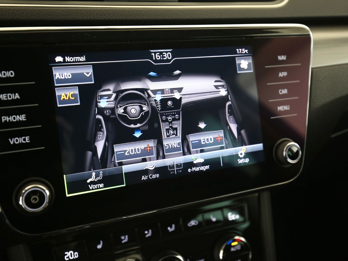 Skoda Superb - Bild 15