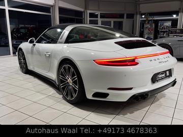 صورة 8 لـ 2017 Porsche 991