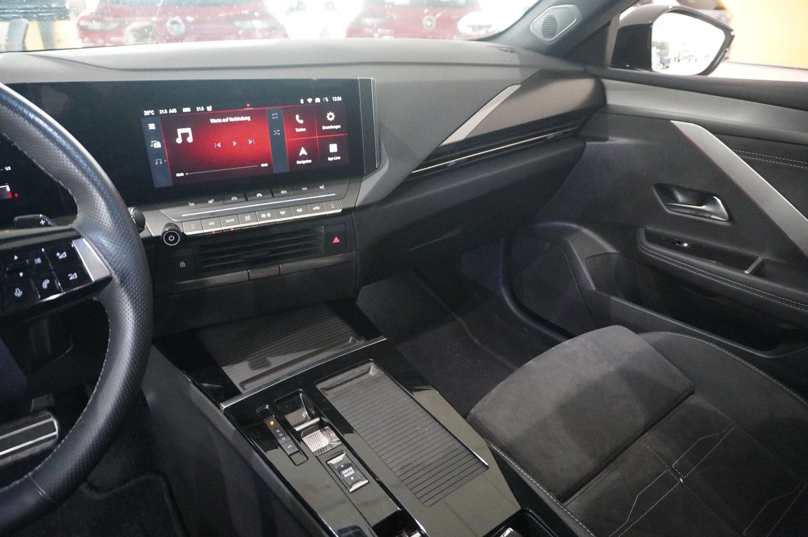 Fahrzeugabbildung Opel Astra L ST 1.5D ULTIMATE NAVI/LED/360°/PANO/DAB+