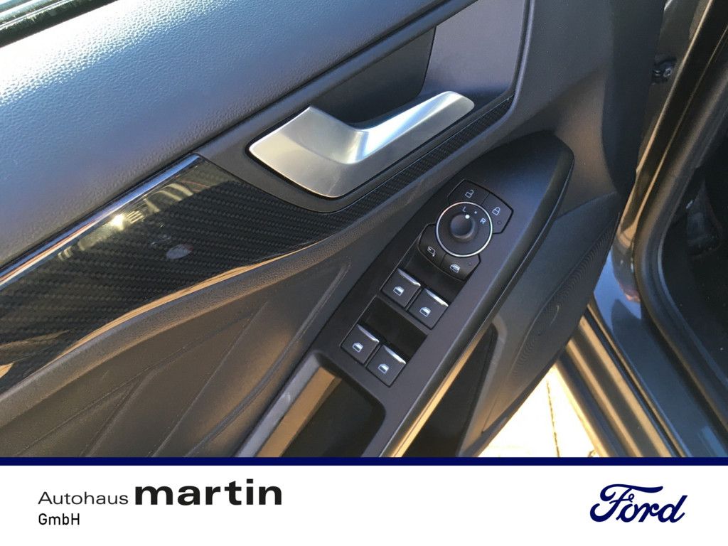 Fahrzeugabbildung Ford Focus 1.0 EcoBoost ST-Line X S/S EURO FACEL. LED