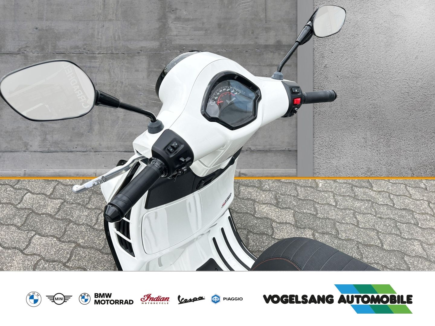 Fahrzeugabbildung Vespa GTS 125 Super Sport HPE, Voll LED, Keyless Ride,