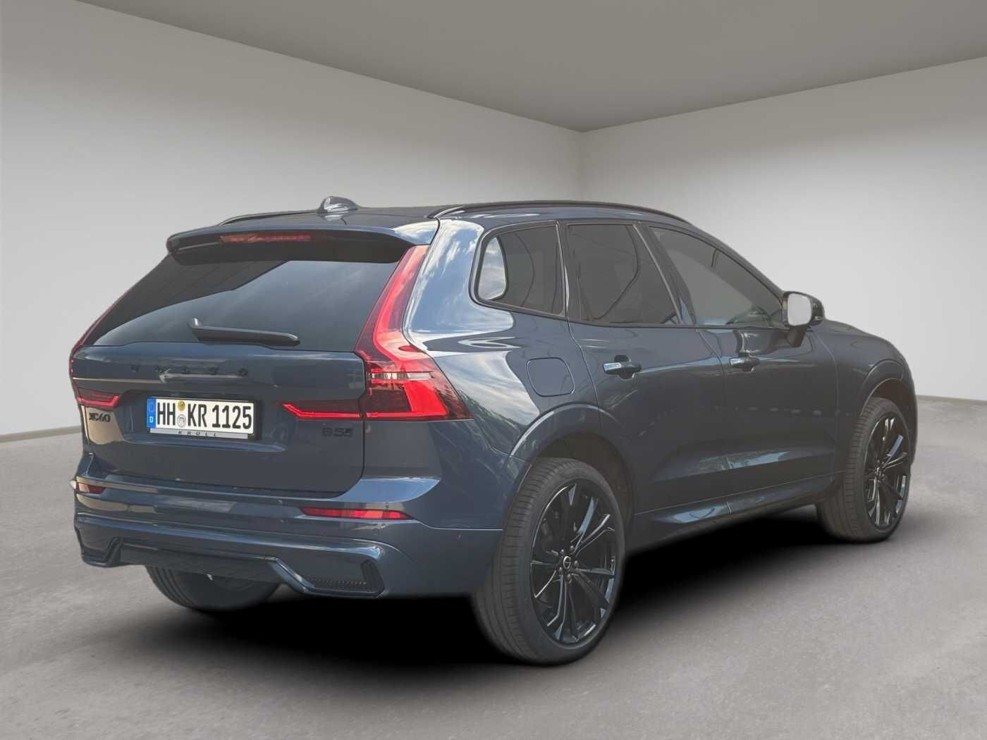 Volvo XC60 B5 B AWD Plus Black Edition, AHK, Pano uvm. imagem 2