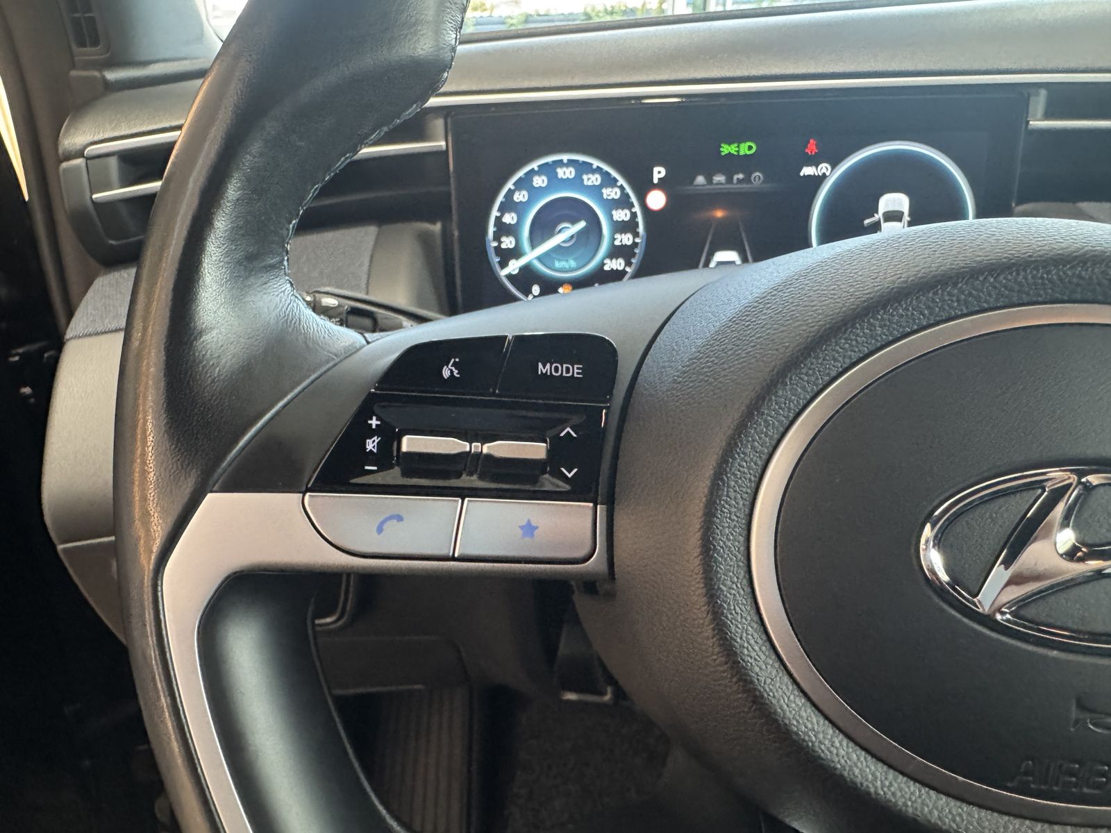 Hyundai Tucson Edition 30 Mild-Hybrid Krell R.Cam LED foto 13