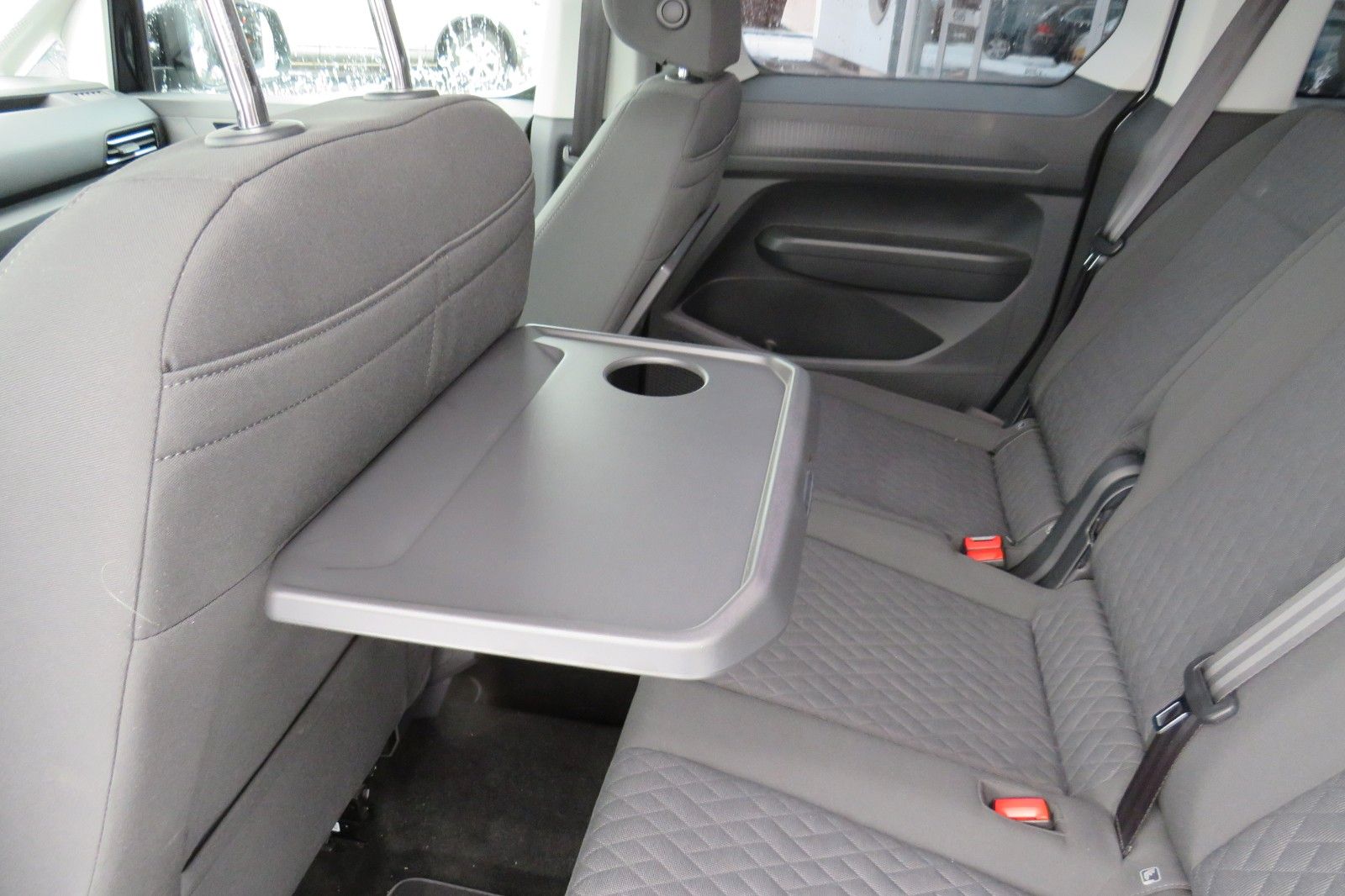 Fahrzeugabbildung Volkswagen Caddy Life DSG NAVI PDC SITZHEIZUNG 1.HD