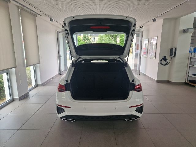 A3 Sportback S-Line 1.5 TFSI S-TRON LED NAV 4JGA