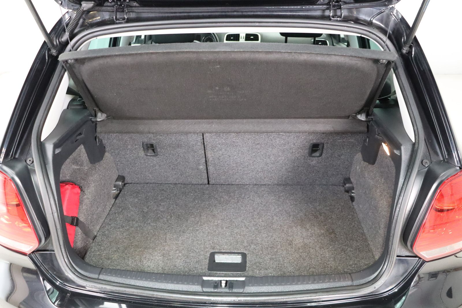 Fahrzeugabbildung Volkswagen Polo 1.2 Life Klimaaut. * SHZ * Alu * LED