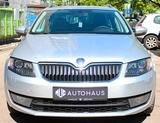 Skoda Octavia Combi Elegance Aut. PDC* KLIMA* LEDER - Skoda Octavia: Combi Elegance