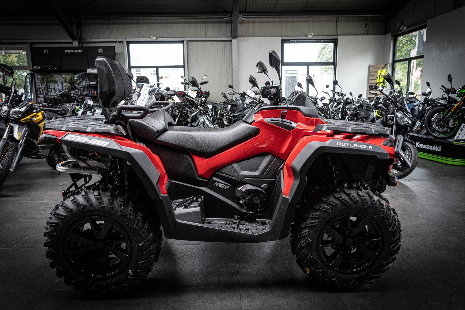 Fahrzeugabbildung Can Am Outlander 1000 MAX DPS T3B