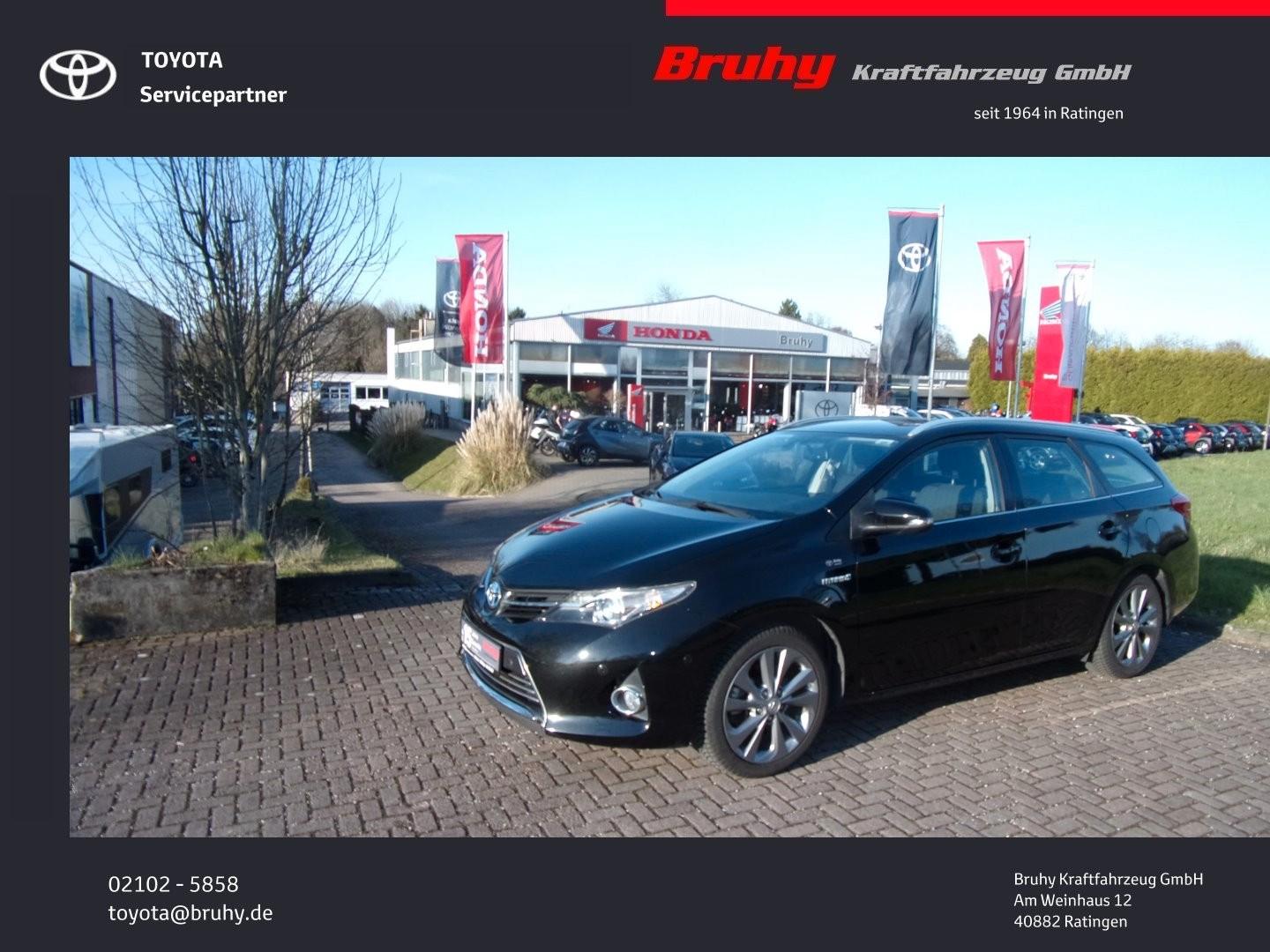 Toyota Auris Touring Sports Hybrid Executive Allwetter