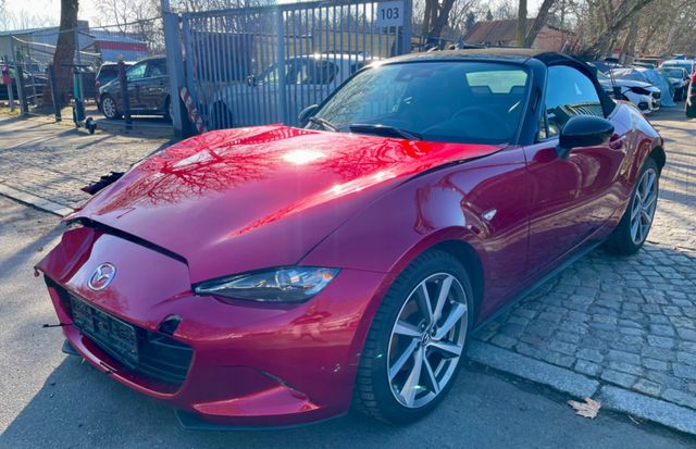 Mazda MX-5 Ad'vantage 1.Hand* Leder* Navi* erst 14 TKM