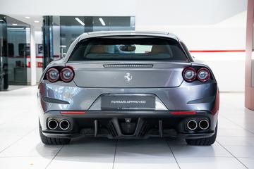 صورة 10 لـ 2018 Ferrari GTC4LUSSO