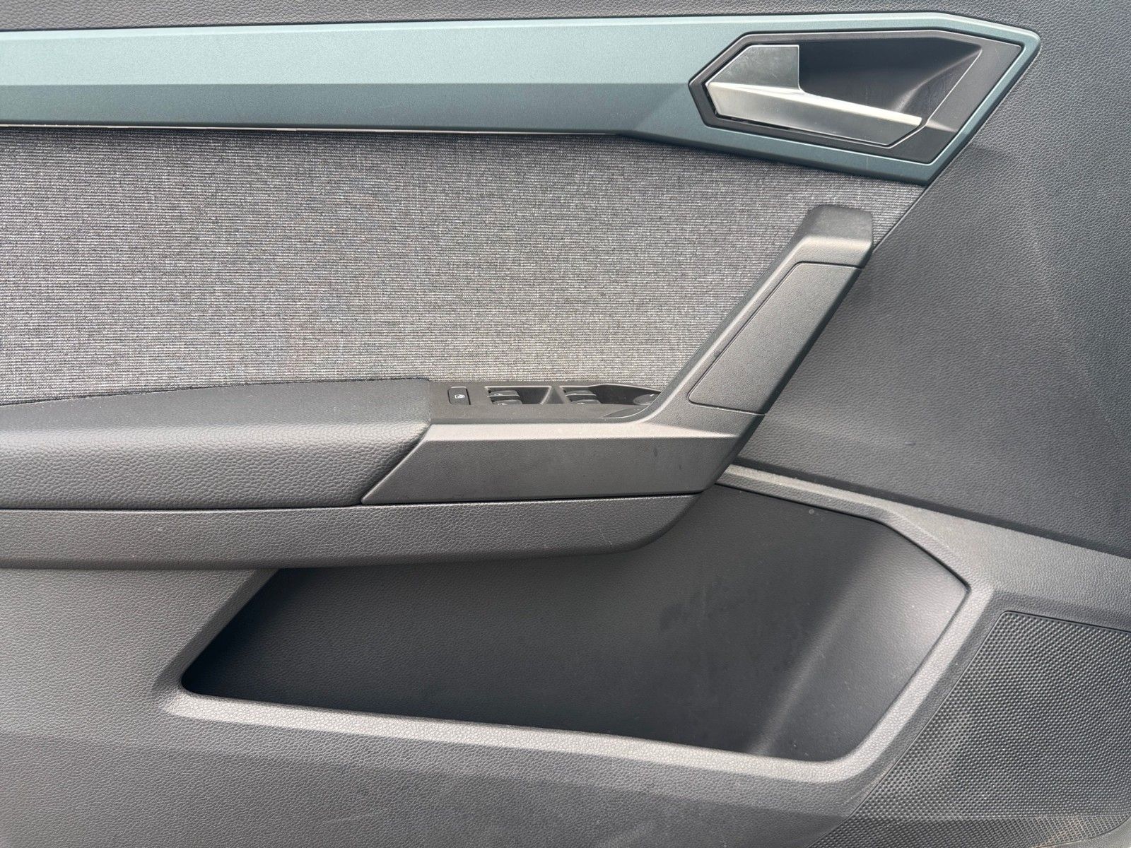Fahrzeugabbildung SEAT Arona Xperience 1.0 TSI