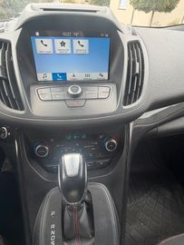 Ford Kuga - 10