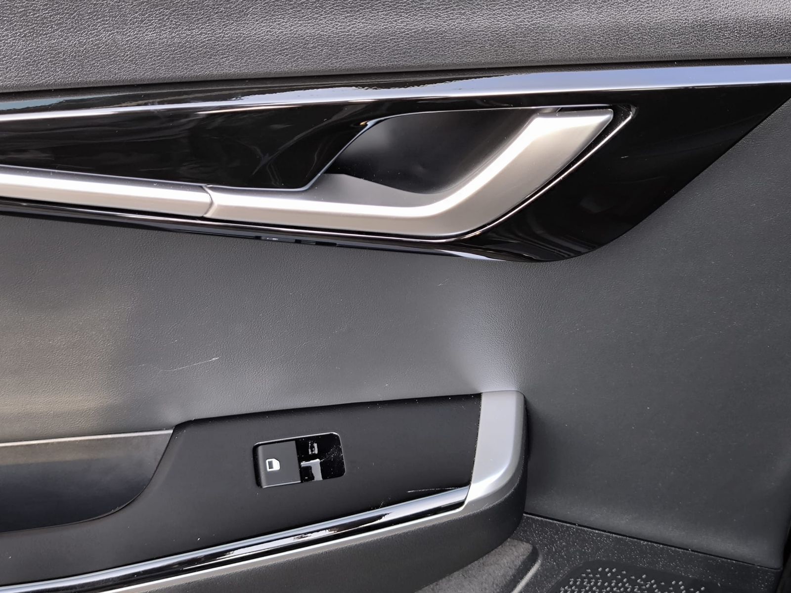 Fahrzeugabbildung Kia EV6 2WD WERKSGAR+NAVI+LED+SHZ+DAB+KAMERA+ACC+19"