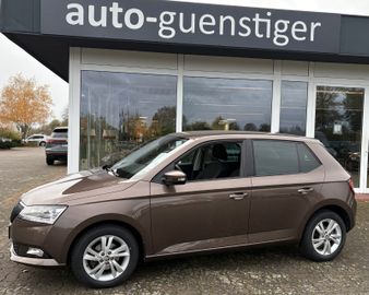 Fotografie Skoda Fabia Style Plus, Allwetter, Scheckheft