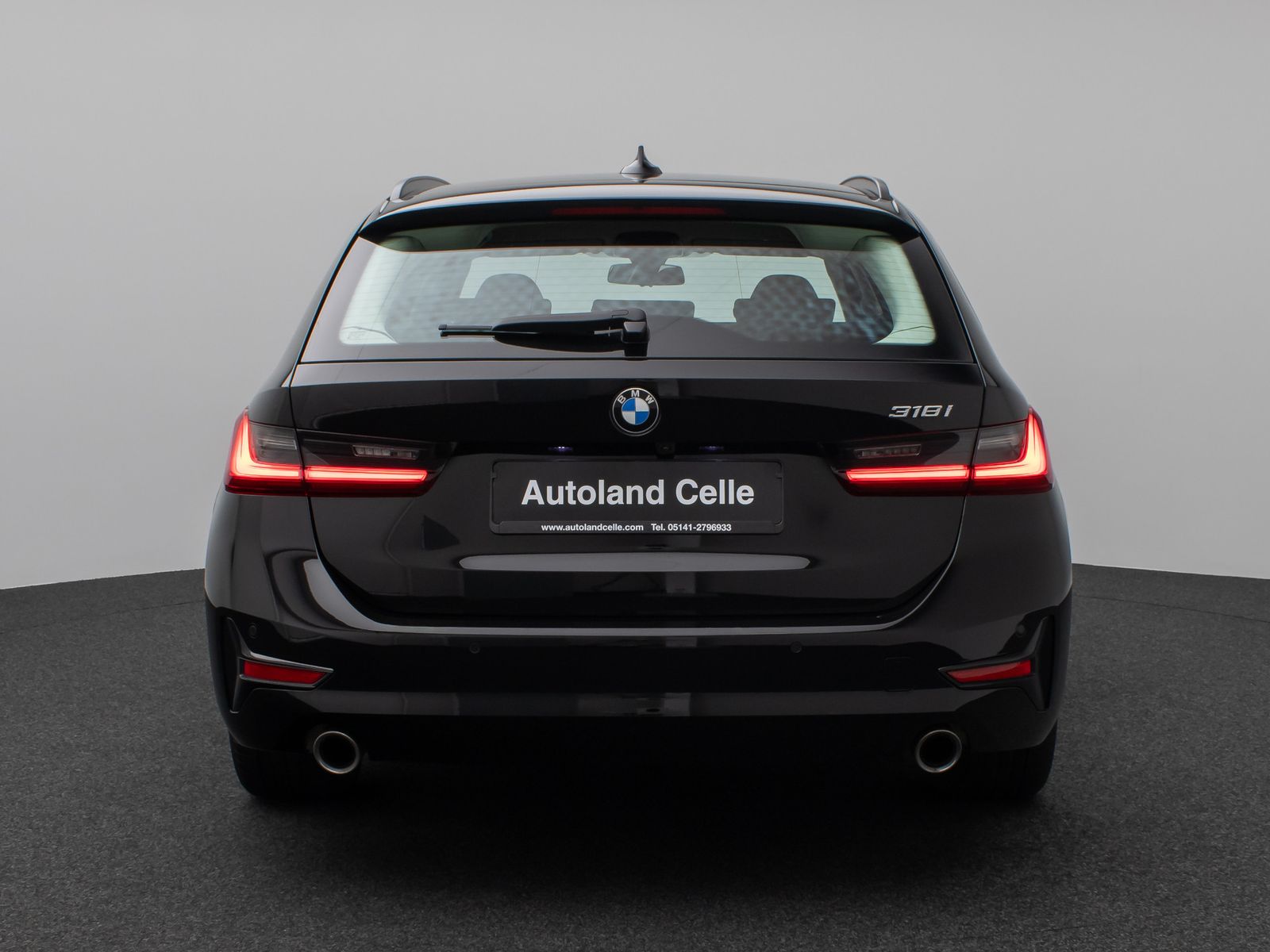Fahrzeugabbildung BMW 318i Kamera DAB HiFi CockPitPro Alarm LED Sport