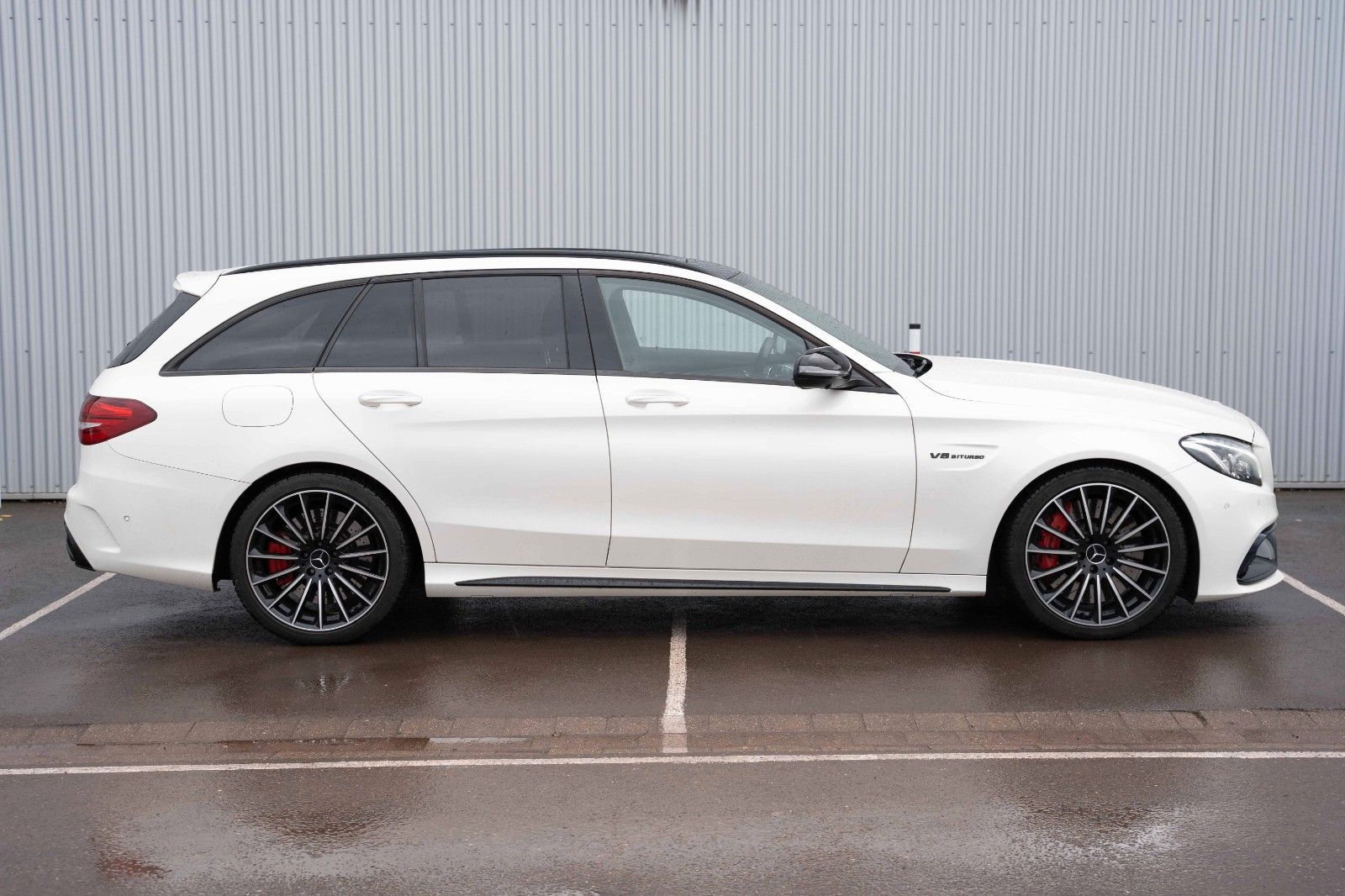 Fahrzeugabbildung Mercedes-Benz C 63S T AMG LED HUD CARBON NIGHT PANO 360°