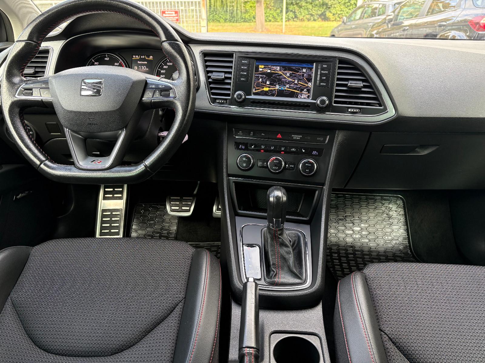 Seat Leon 2015 — photo 18