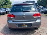 Volkswagen Golf VI Style BlueMotion/BMT - Volkswagen Golf aus 2011: Bluemotion