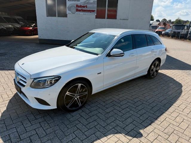 Mercedes-Benz C 300 C -Klasse T-Modell C 300 T de Anhänger kup