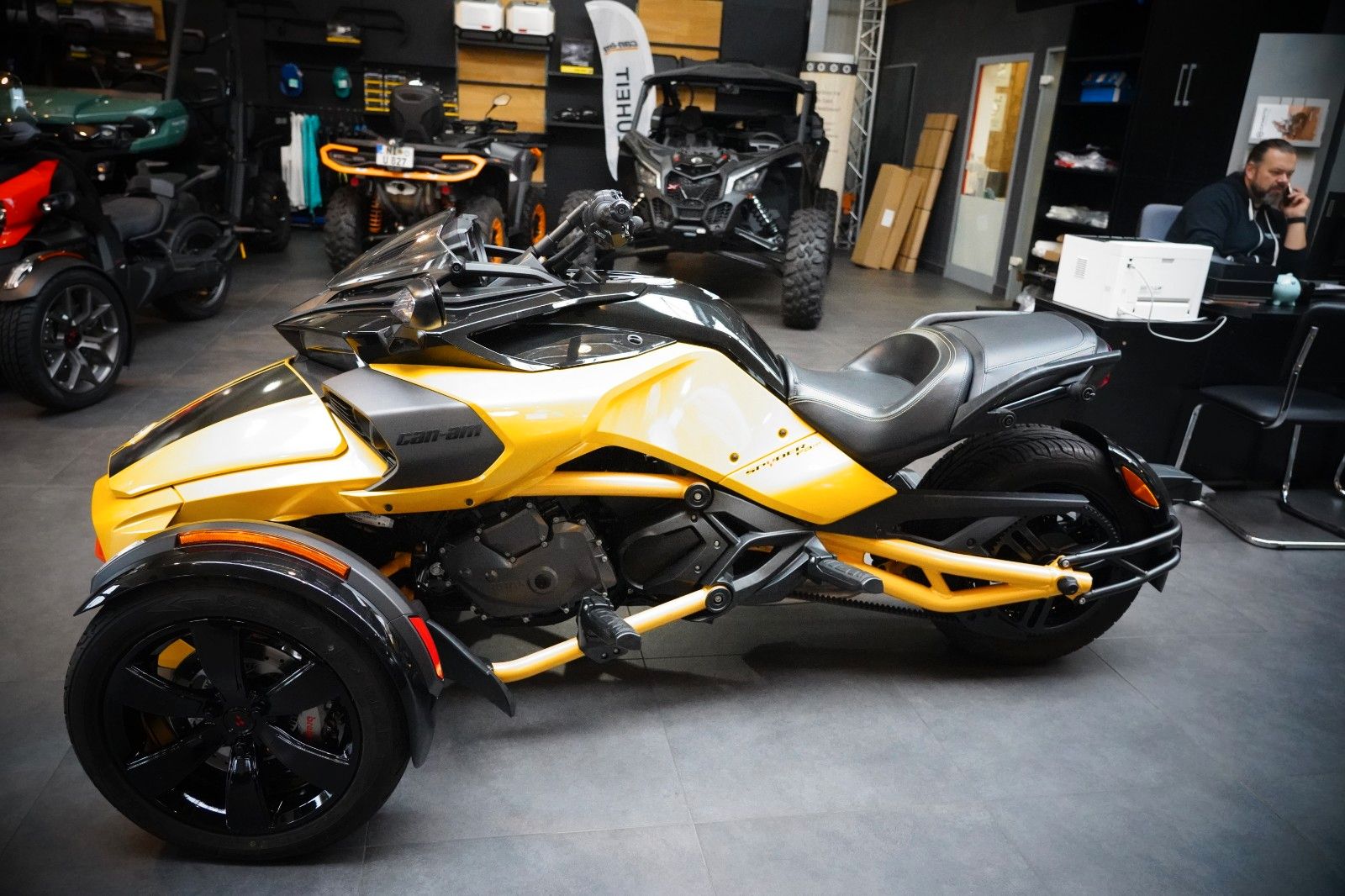 Fahrzeugabbildung Can Am Spyder F3-S Daytona Super Zustand